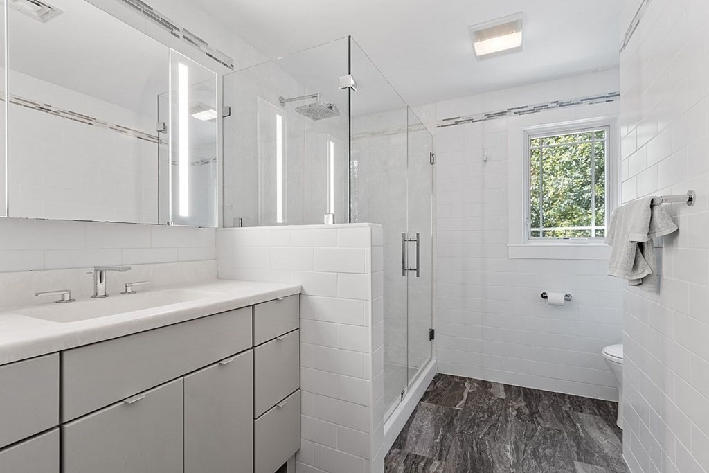 1 Blanchard Road Harvard, MA 01451 - Photo 23 of 40