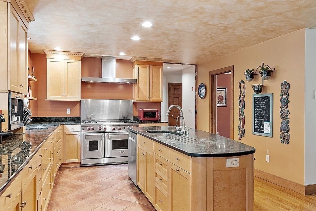 1 Blanchard Road Harvard, MA 01451 - Photo 9 of 40