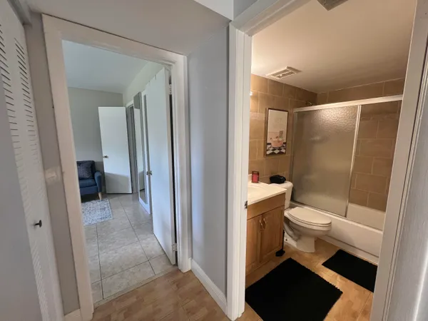 $2,200 | 588 Trace Circle, Unit 203, Deerfield Beach, FL 33441
