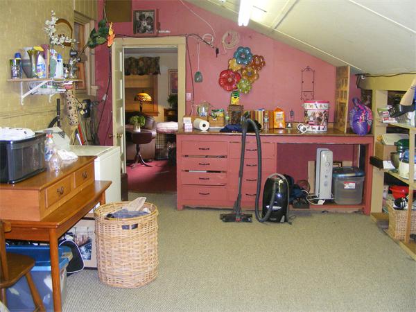 84 North Farms Road Northampton, MA 01062 - Photo 7 of 10 a room with furniture and a window