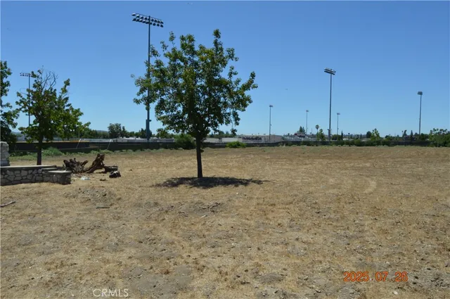 $12,500,000 | 2401 North Towne Avenue, Pomona, CA 91767