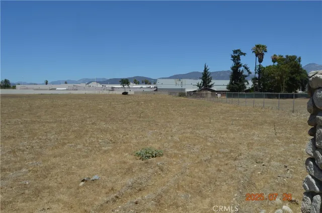 $12,500,000 | 2401 North Towne Avenue, Pomona, CA 91767