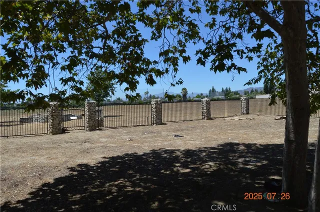 $12,500,000 | 2401 North Towne Avenue, Pomona, CA 91767