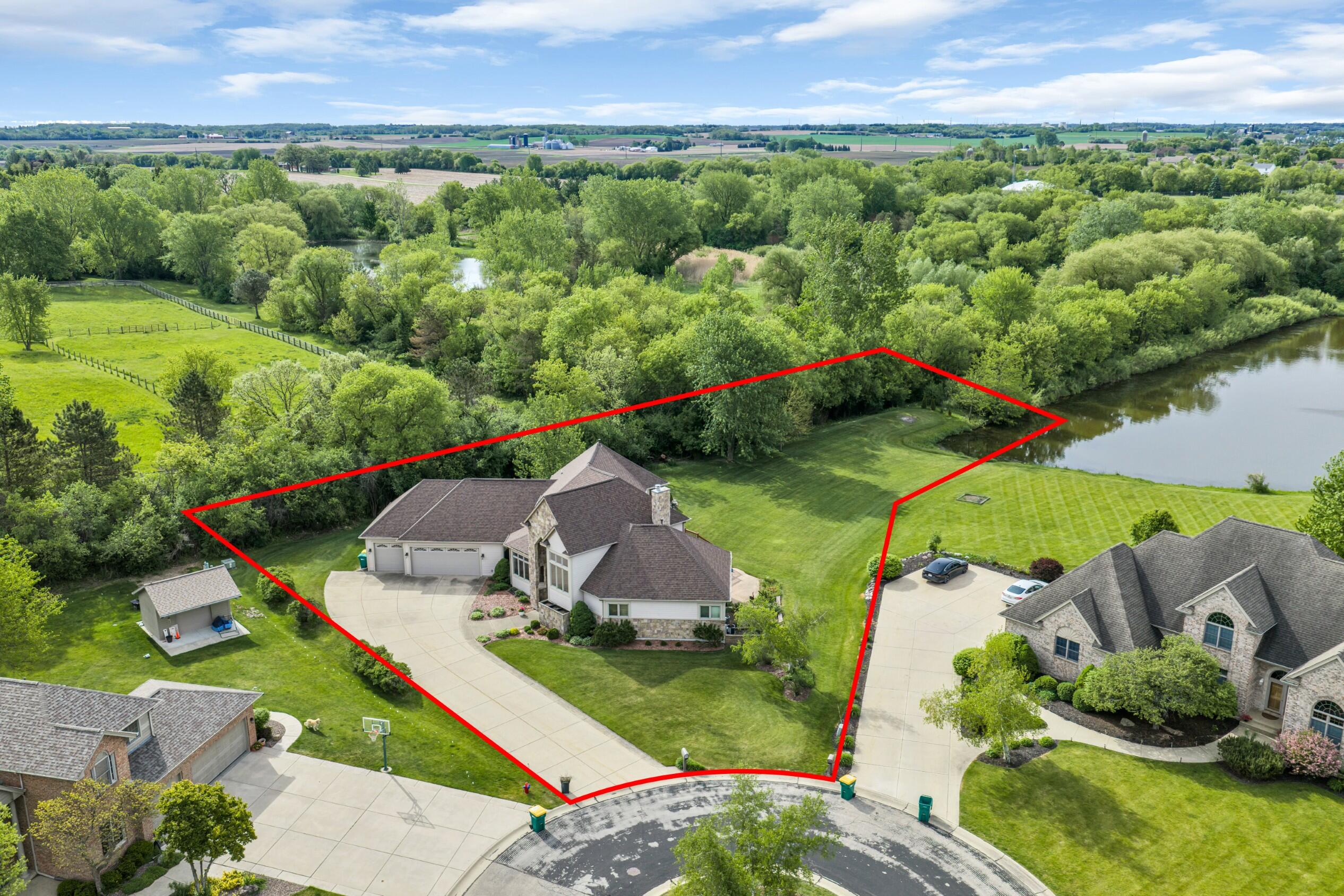 145 St James Circle Union Grove, WI 53182 - Photo 3 of 57 P3