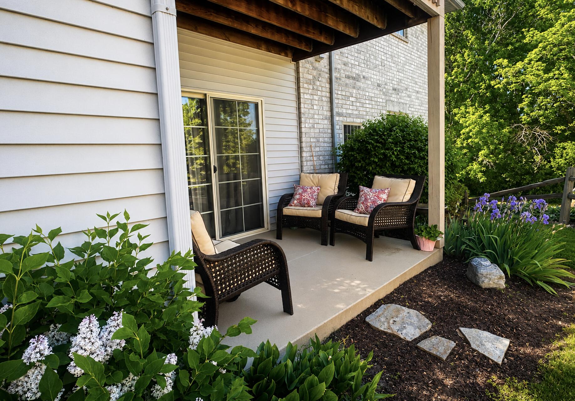 9342 West Loomis Road, Unit 8 Franklin, WI 53132 - Photo 29 of 29 private patio so lovely