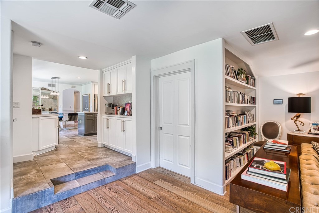 23744 Oakfield Road Hidden Hills, CA 91302 - Photo 18 of 41