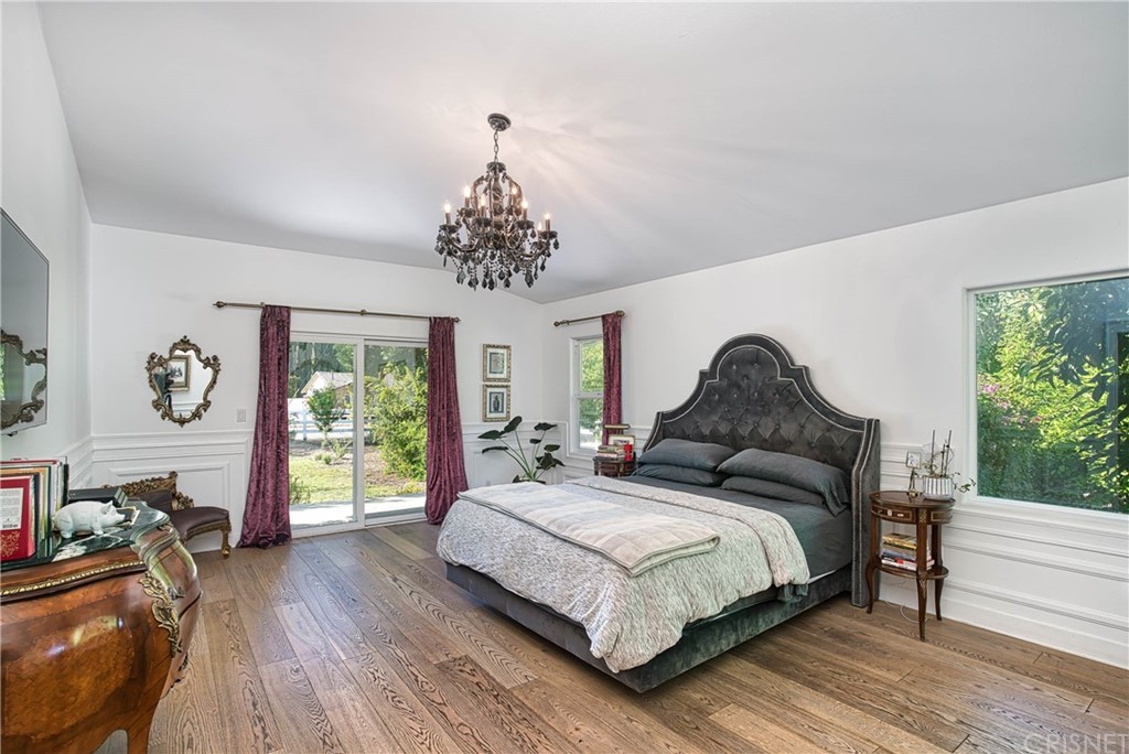 23744 Oakfield Road Hidden Hills, CA 91302 - Photo 21 of 41