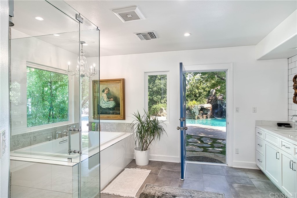 23744 Oakfield Road Hidden Hills, CA 91302 - Photo 23 of 41