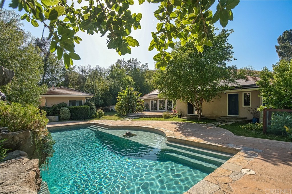 23744 Oakfield Road Hidden Hills, CA 91302 - Photo 28 of 41