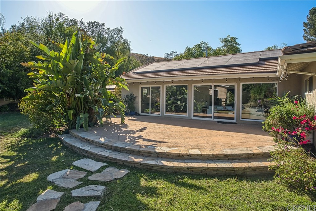 23744 Oakfield Road Hidden Hills, CA 91302 - Photo 31 of 41