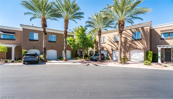 $2,500 | 9430 Laguna Niguel Drive, Unit 102, Las Vegas, NV 89134