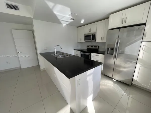 $2,400 | 25869 Southwest 139th Court, Homestead, FL 33032
