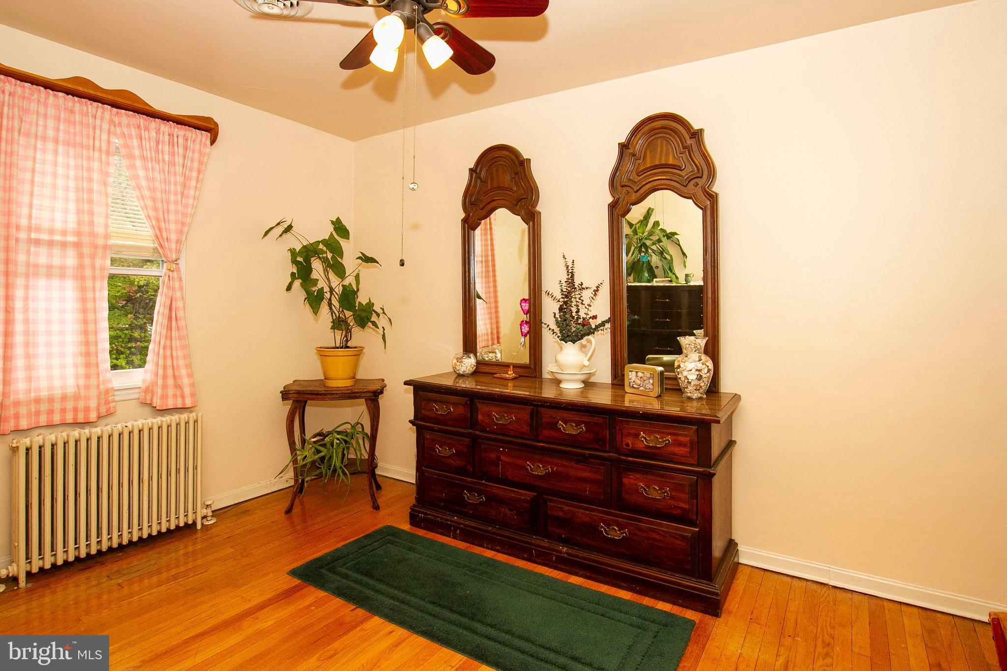 1727 Pin Oak Road Baltimore, MD 21234 - Photo 9 of 26 LARGE MASTER BEDROOM WITH HARDWOOD FLOORS