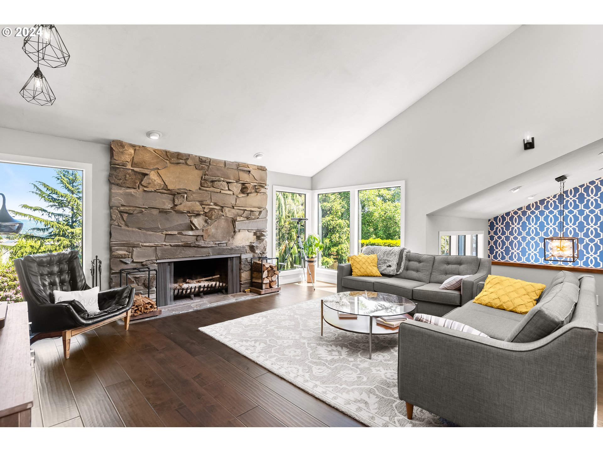 13285 Southwest Bull Mountain Road Tigard, OR 97224 - Photo 12 of 46 Gallery Image 12