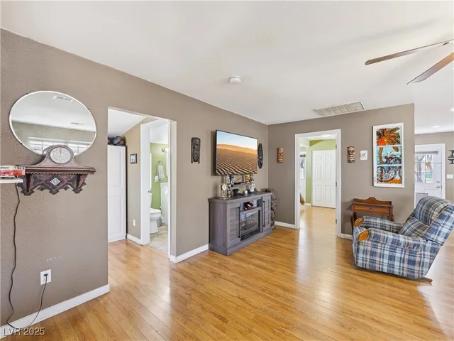 $389,000 | 663 Avenue B, Boulder City, NV 89005