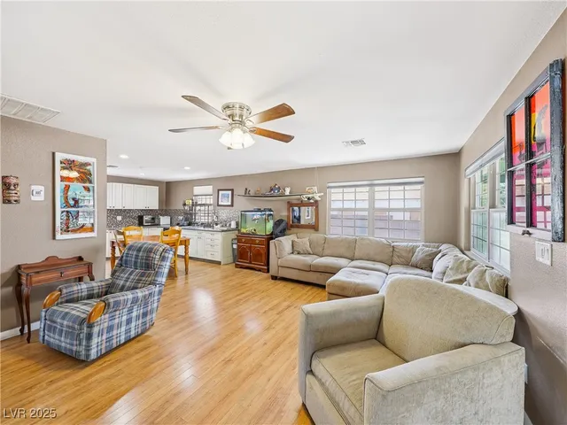 $389,000 | 663 Avenue B, Boulder City, NV 89005