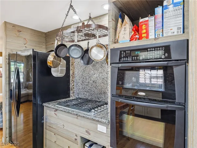 $389,000 | 663 Avenue B, Boulder City, NV 89005