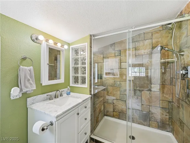 $389,000 | 663 Avenue B, Boulder City, NV 89005