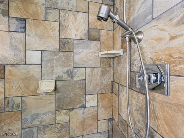 $389,000 | 663 Avenue B, Boulder City, NV 89005