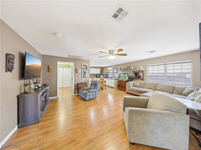 $389,000 | 663 Avenue B, Boulder City, NV 89005