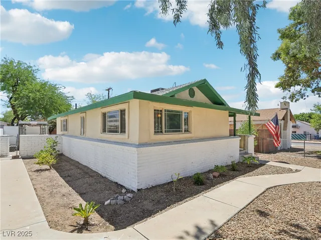 $389,000 | 663 Avenue B, Boulder City, NV 89005