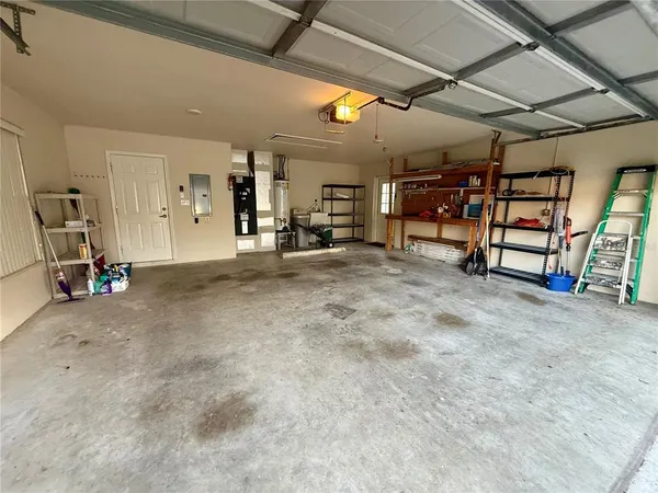 $2,350 | 2161 Southwest 41 Lane, Gainesville, FL 32608