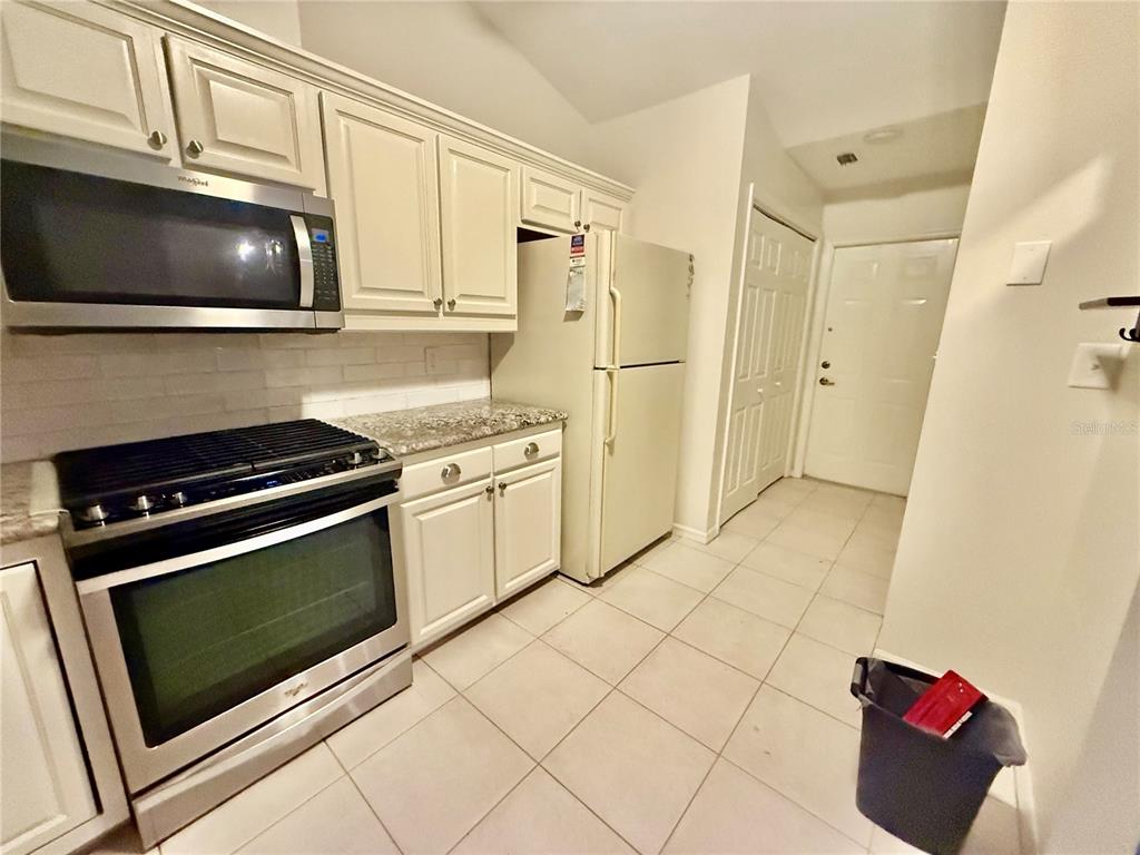 2161 Southwest 41 Lane Gainesville, FL 32608 - Photo 3 of 18