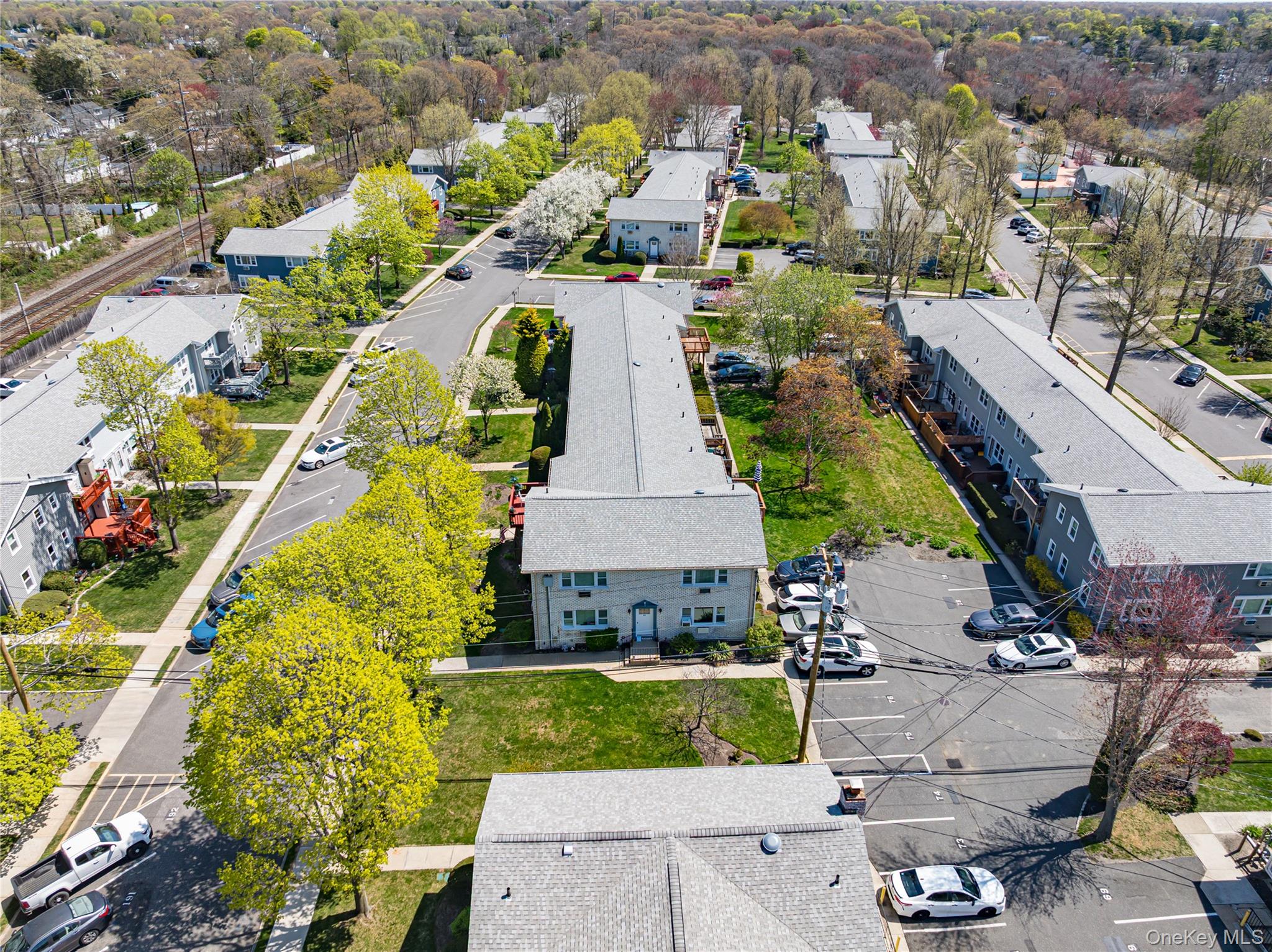 86 Cardinal Lane, Unit 2A Islip, NY 11751 - Photo 14 of 17