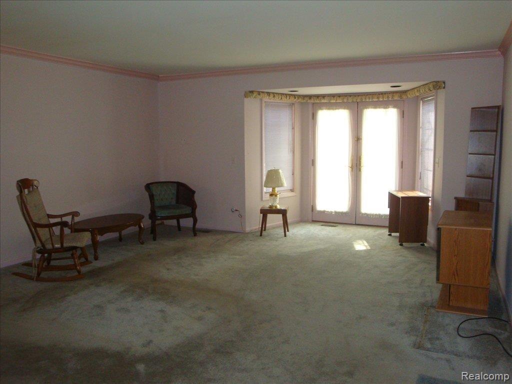 1877 Littlestone Road Grosse Pointe, MI 48236 - Photo 11 of 19 DSC06942