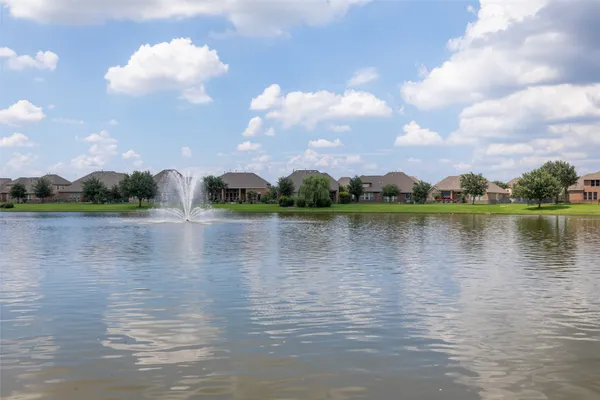 $2,600 | 19511 Dunlay Springs Drive, Cypress, TX 77433