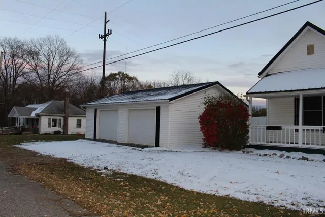 $189,000 | 400 East 8th Street, Veedersburg, IN 47987