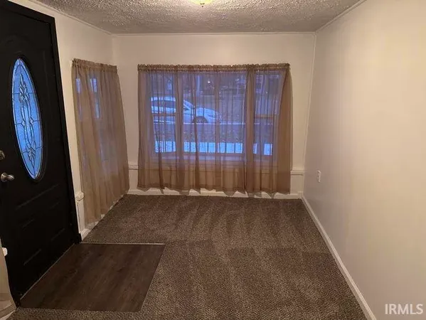 $179,000 | 400 East 8th Street, Veedersburg, IN 47987