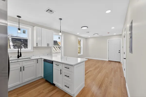 $679,900 | 136 Houston Street, Providence, RI 02905