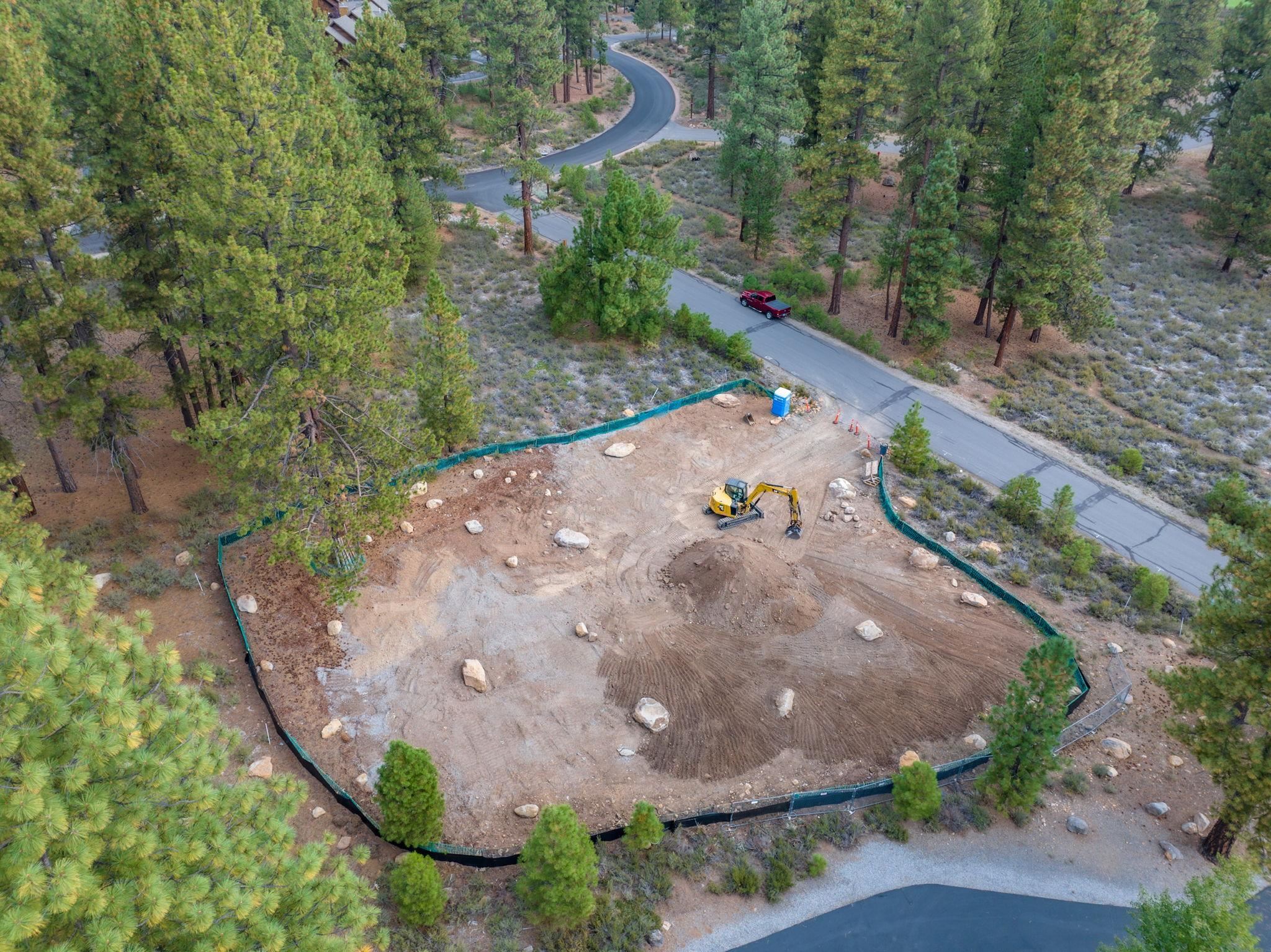 13132 Lookout Loop Truckee, CA 96161 - Photo 2 of 8