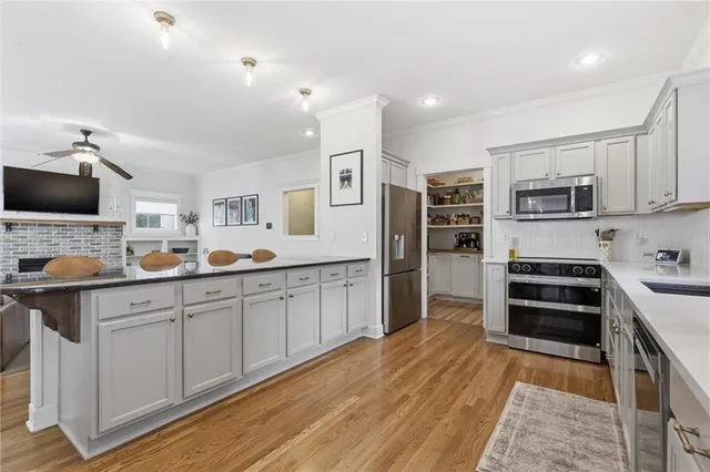 $575,000 | 3108 Southwest Pergola Park Drive, Lee's Summit, MO 64081