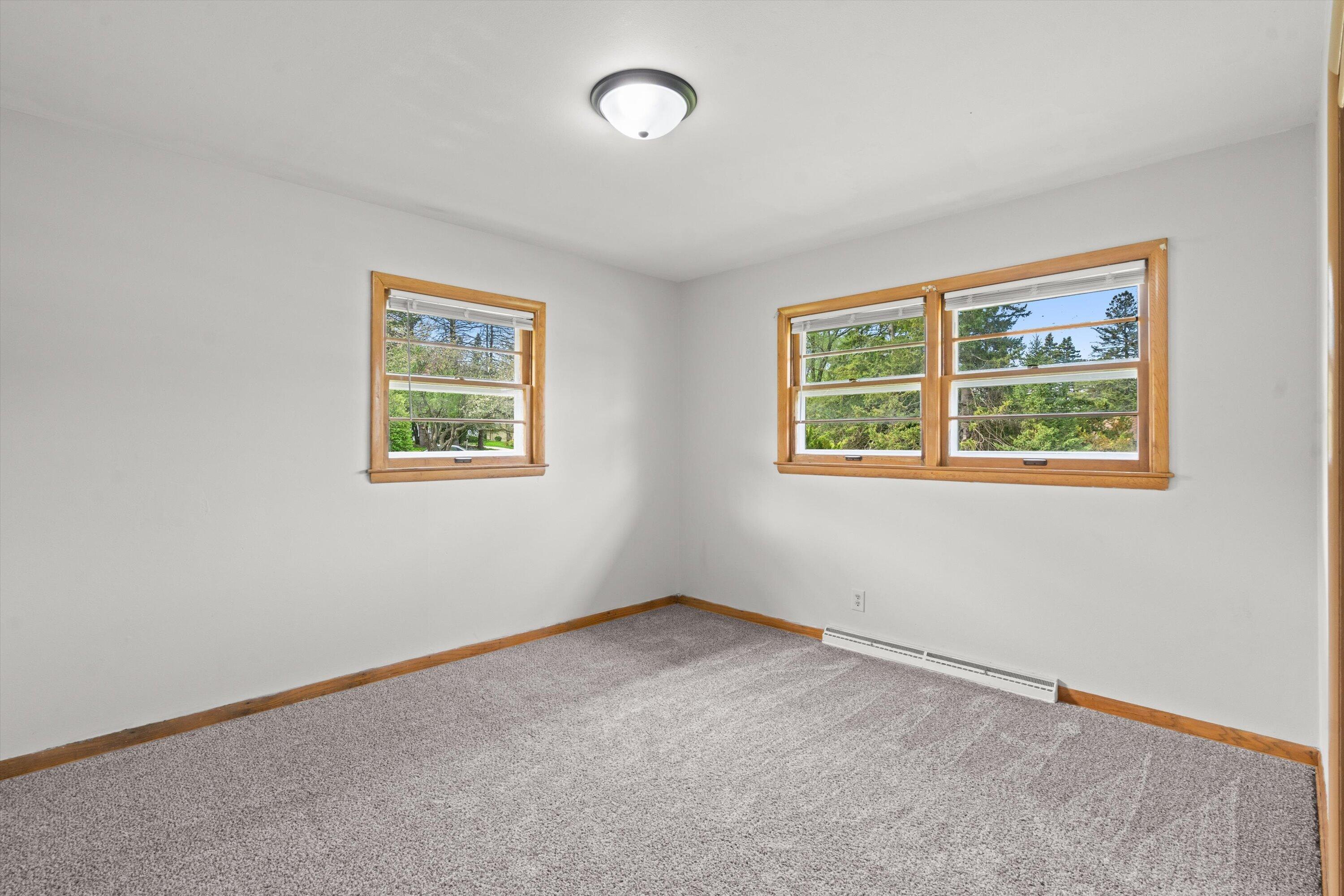 5427 West Spring Lane Milwaukee, WI 53223 - Photo 21 of 32 14-DSC03497