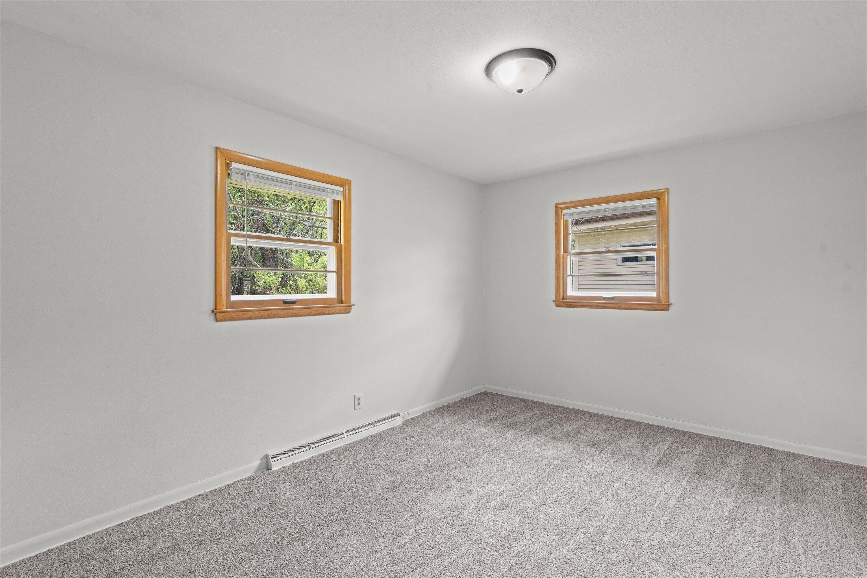 5427 West Spring Lane Milwaukee, WI 53223 - Photo 24 of 32 11-DSC03479