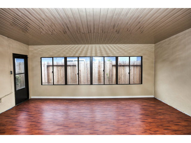 520 Ridgeway Drive Pacifica, CA 94044 - Photo 9 of 18 Gallery Image 9