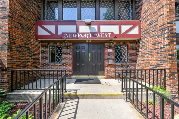 $94,000 | 5253 North Lovers Lane Road, Unit 223, Milwaukee, WI 53225