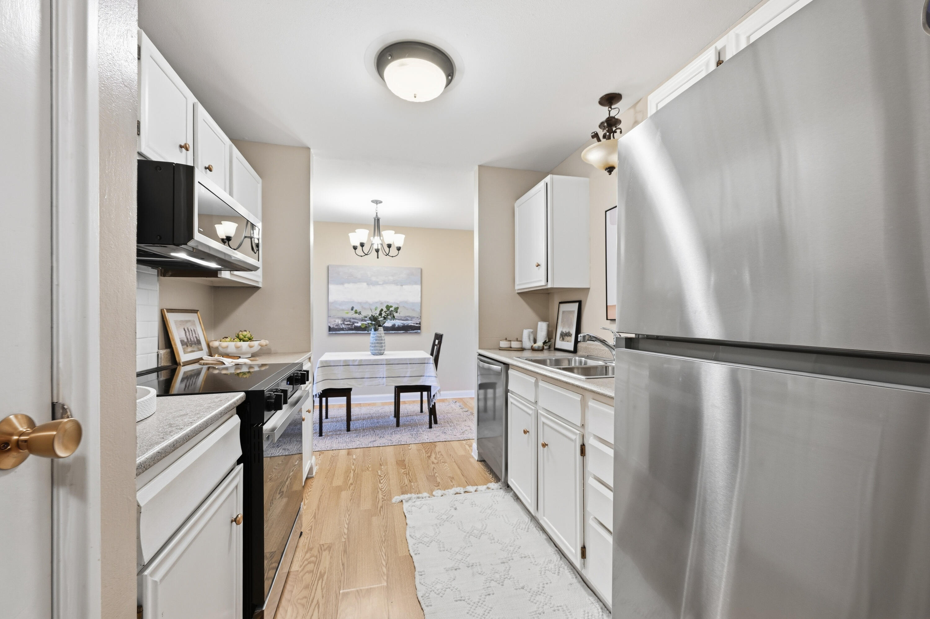 5253 North Lovers Lane Road, Unit 223 Milwaukee, WI 53225 - Photo 14 of 33 Kitchen