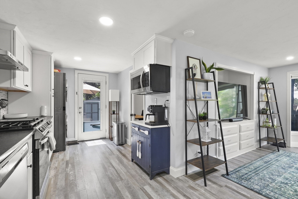 46 Sunset Boulevard Wareham, MA 02538 - Photo 9 of 30