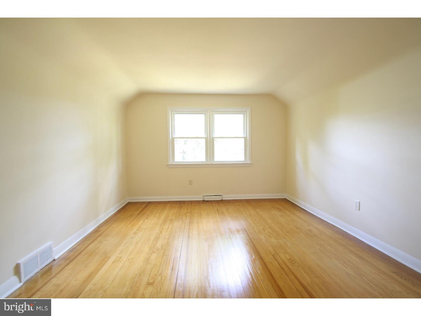 9015 Pine Road Philadelphia, PA 19115 - Photo 16 of 25 Bedroom