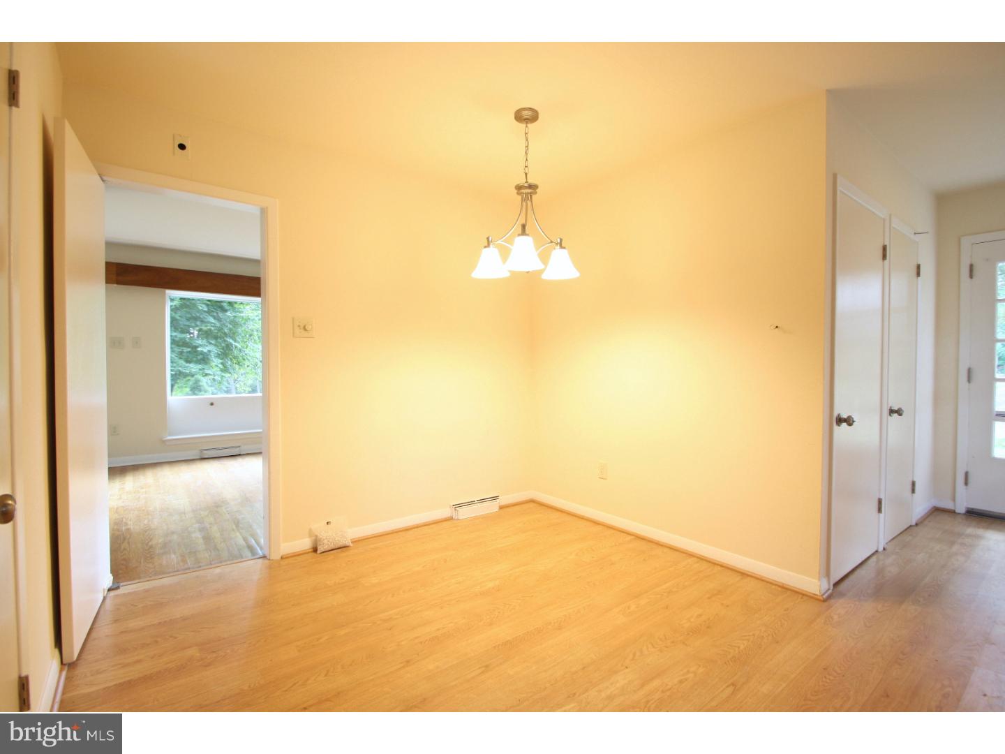 9015 Pine Road Philadelphia, PA 19115 - Photo 20 of 25 Kitchen