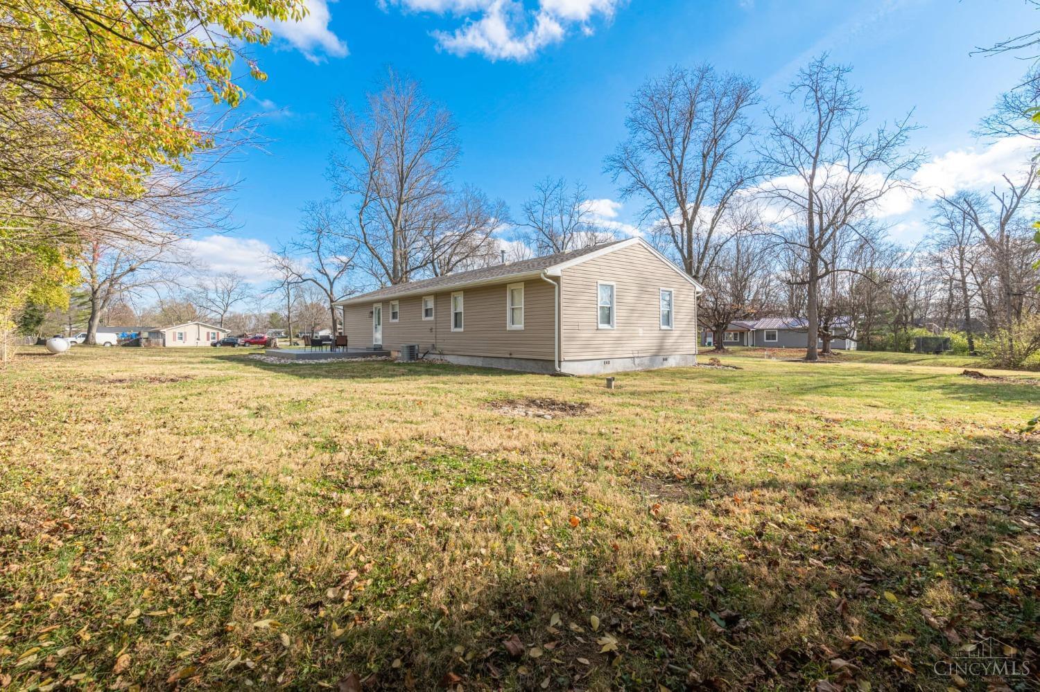 1956 Ryan Road Springboro, OH 45066 - Photo 4 of 31 Gallery Image 4