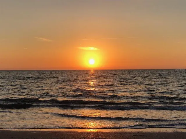 $349,900 | 100 Bluff View Drive, Unit 415A, Belleair Bluffs, FL 33770