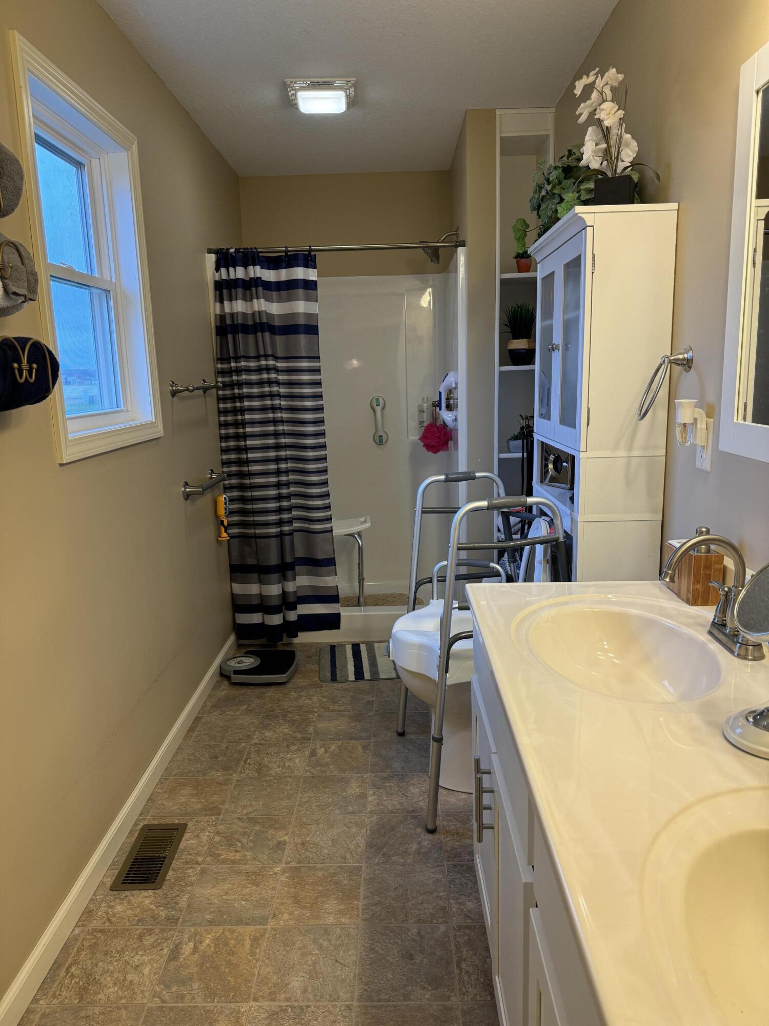 1303 Fairground Road Celina, OH 45822 - Photo 22 of 37 Gallery Image 22