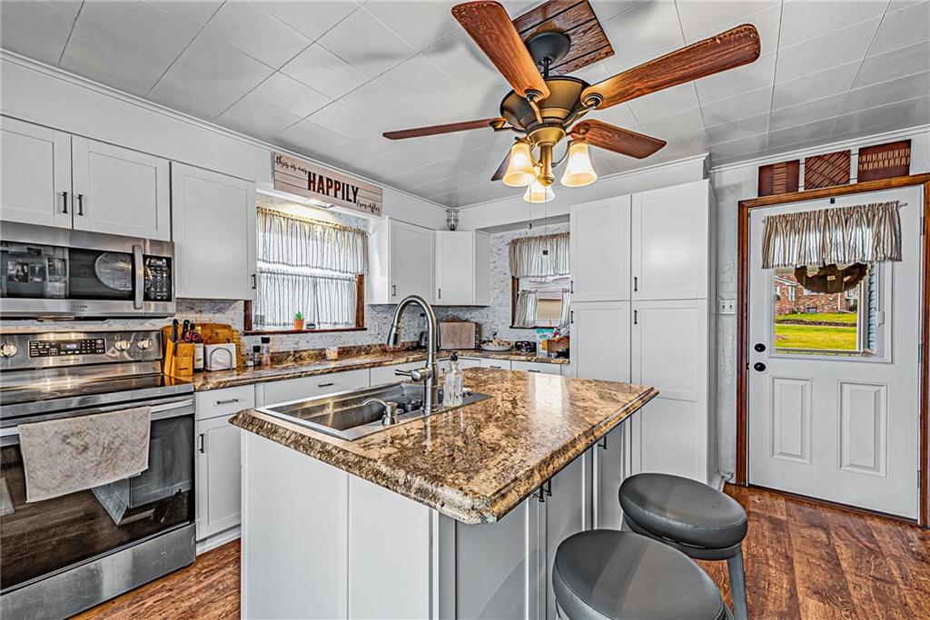 100 Braddock Rd Avenue Mount Pleasant, PA 15666 - Photo 8 of 25 Gallery Image 8
