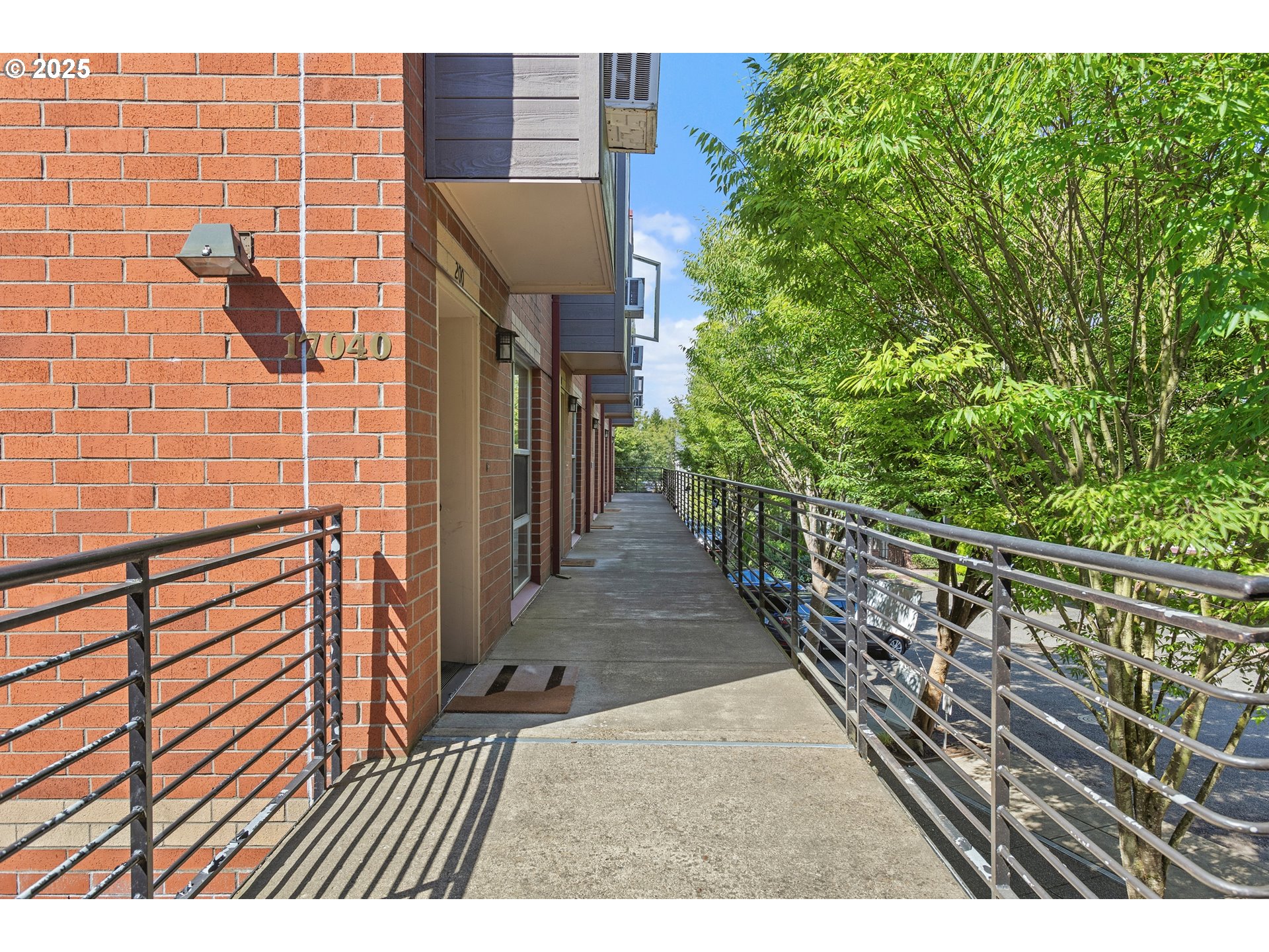 17040 Southwest Whitley Way, Unit 201 Beaverton, OR 97006 - Photo 31 of 45