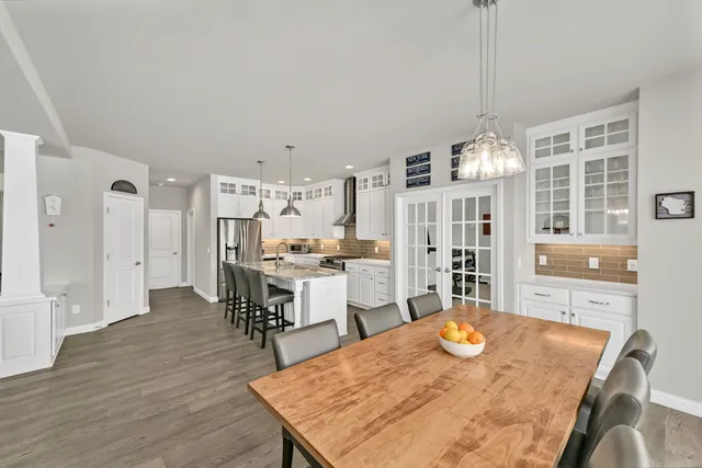 $995,000 | 8130 West Mourning Dove Lane, Mequon, WI 53097