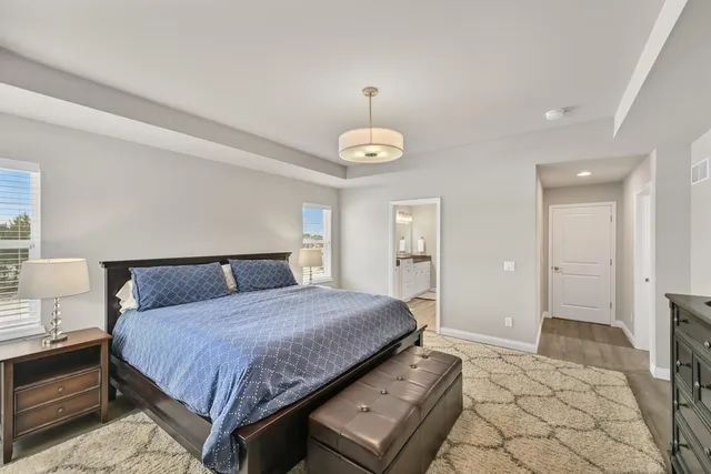 $995,000 | 8130 West Mourning Dove Lane, Mequon, WI 53097